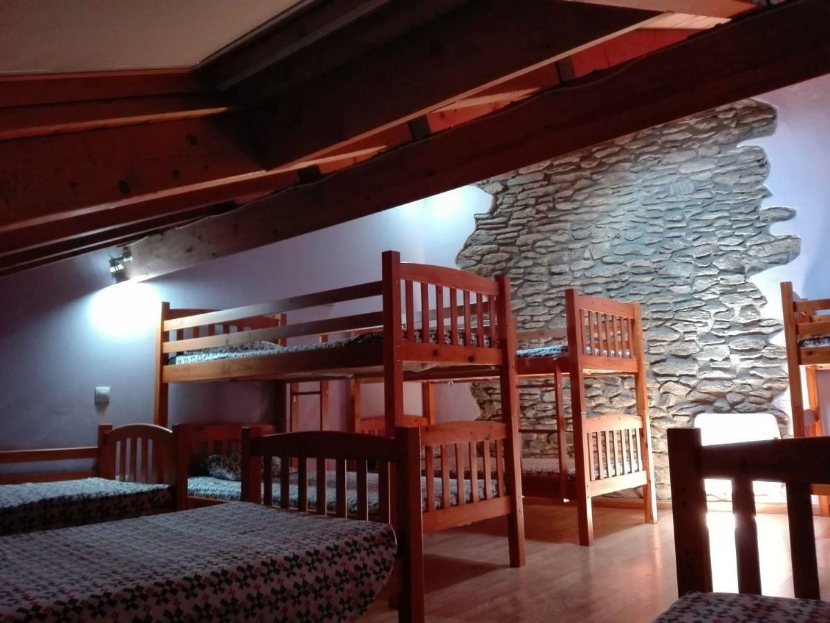 Refugi Casa Canelo Rodes Bagian luar foto