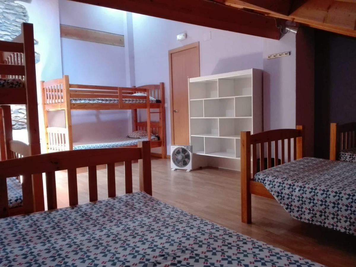 Refugi Casa Canelo Rodes Bagian luar foto
